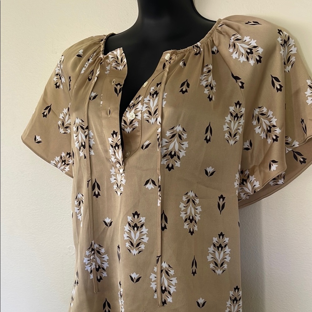 Ann Taylor Tan Relaxed Buttoned Blouse